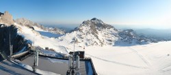 Archived image Webcam Panoramic view over the Dachstein Glacier 06:00