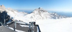 Archived image Webcam Panoramic view over the Dachstein Glacier 07:00