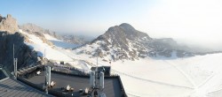 Archiv Foto Webcam Panoramablick Dachstein Gletscher 05:00