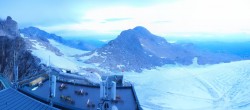 Archiv Foto Webcam Panoramablick Dachstein Gletscher 03:00