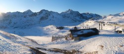 Archiv Foto Webcam Santa Caterina Valfurva: Panoramablick Skigebiet 07:00