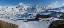 Archiv Foto Webcam Santa Caterina Valfurva: Panoramablick Skigebiet 17:00