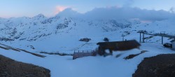 Archiv Foto Webcam Santa Caterina Valfurva: Panoramablick Skigebiet 19:00