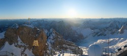 Archiv Foto Webcam Panoramablick Zugspitze 07:00