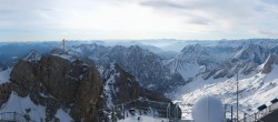 Archiv Foto Webcam Panoramablick Zugspitze 07:00