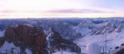 Archived image Webcam Top of Zugspitze 05:00