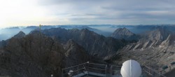 Archived image Webcam Top of Zugspitze 05:00