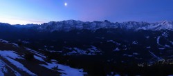 Archiv Foto Webcam Garmisch: Panoramablick Wank 05:00