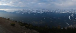 Archiv Foto Webcam Garmisch: Panoramablick Wank 06:00