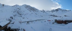 Archived image Webcam Le Lac de Tignes, Tignes 11:00