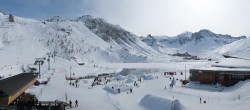 Archiv Foto Webcam Le Lac de Tignes 13:00