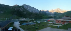 Archiv Foto Webcam Le Lac de Tignes 05:00