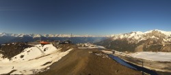 Archived image Webcam Crans Montana Roundshot 07:00