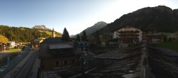Archiv Foto Webcam Lech am Arlberg: Blick von Sport Strolz 07:00