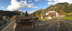 Archiv Foto Webcam Lech am Arlberg: Blick von Sport Strolz 17:00