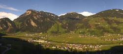 Archived image Webcam View Mayrhofen 07:00