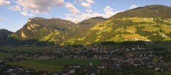 Archived image Webcam View Mayrhofen 01:00