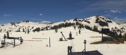 Archiv Foto Webcam Palisades Tahoe: Skigebiet 13:00