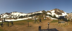 Archived image Webcam Squaw Valley Ski Resort 11:00