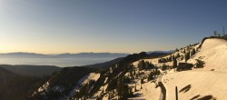 Archiv Foto Webcam Alpine Meadows: Bergstation 01:00
