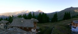 Archiv Foto Webcam La Rosiere - Chalet Le Planica 06:00
