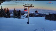 Archiv Foto Webcam Gipfelblick nach Süden - Mont Sainte Anne, Quebec 16:00