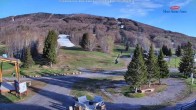 Archiv Foto Webcam Blick auf die Talstation des Mont Sainte Anne 06:00