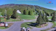 Archiv Foto Webcam Blick auf die Talstation des Mont Sainte Anne 08:00