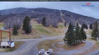 Archiv Foto Webcam Blick auf die Talstation des Mont Sainte Anne 12:00