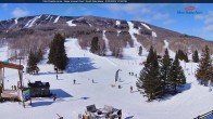 Archiv Foto Webcam Blick auf die Talstation des Mont Sainte Anne 12:00