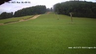 Archiv Foto Webcam Blick auf die Talstation vom Skilift Dottingen 05:00