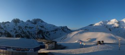 Archiv Foto Webcam Blick von der Tanatzhöhi im Skigebiet Splügen 05:00