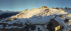 Archiv Foto Webcam Corviglia St. Moritz: Panorama Piz Nair 05:00