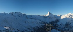 Archiv Foto Webcam Rothorn Zermatt mit Monte Rosa Massiv 07:00