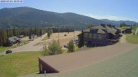 Archived image Webcam Bridger Bowl Base Area 09:00
