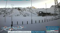 Archiv Foto Webcam Stilfserjoch: Talstation Seilbahn 15:00