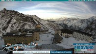 Archiv Foto Webcam Stilfserjoch: Albergo Quarto Pirovano 13:00