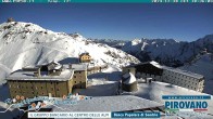 Archived image Webcam Albergo Quarto Pirovano, Passo Stelvio 09:00