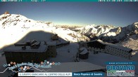 Archived image Webcam Albergo Quarto Pirovano, Passo Stelvio 13:00