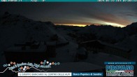 Archived image Webcam Albergo Quarto Pirovano, Passo Stelvio 06:00