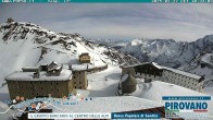 Archived image Webcam Albergo Quarto Pirovano, Passo Stelvio 09:00