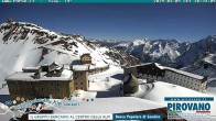 Archived image Webcam Albergo Quarto Pirovano, Passo Stelvio 09:00