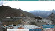 Archived image Webcam Albergo Quarto Pirovano, Passo Stelvio 05:00