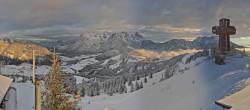 Archiv Foto Webcam Pillersee: Jakobskreuz Bergstation Buchensteinwand 07:00