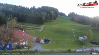 Archived image Webcam Lift and run at the ski resort Schidorf Kirchbach 17:00