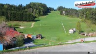 Archived image Webcam Lift and run at the ski resort Schidorf Kirchbach 07:00