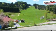 Archived image Webcam Lift and run at the ski resort Schidorf Kirchbach 11:00