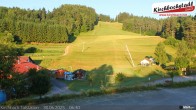 Archived image Webcam Lift and run at the ski resort Schidorf Kirchbach 05:00