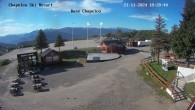 Archived image Webcam View at the parking area at the Chapelco Ski Resort 17:00