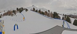 Archiv Foto Webcam Panoramablick von der Mittelstation in Schöneben 13:00